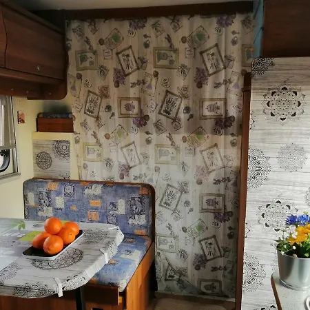 Campsite Autocaravana Fija En Parcela Ideal Para Surferos *